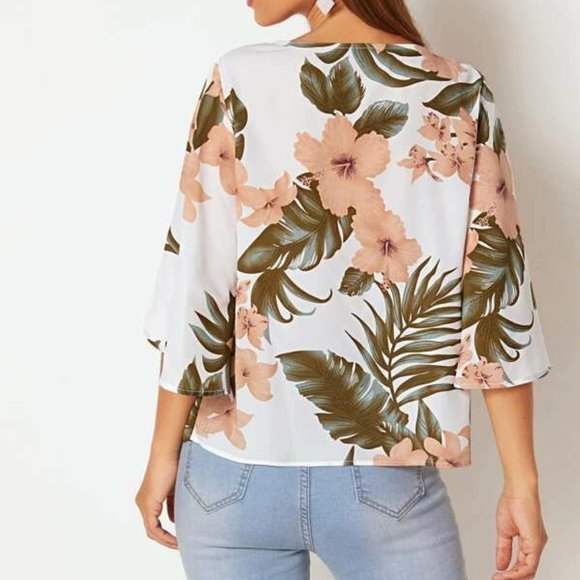 White Tropical Top with Split Sleeves in XS, M, L - Picture 2 of 3